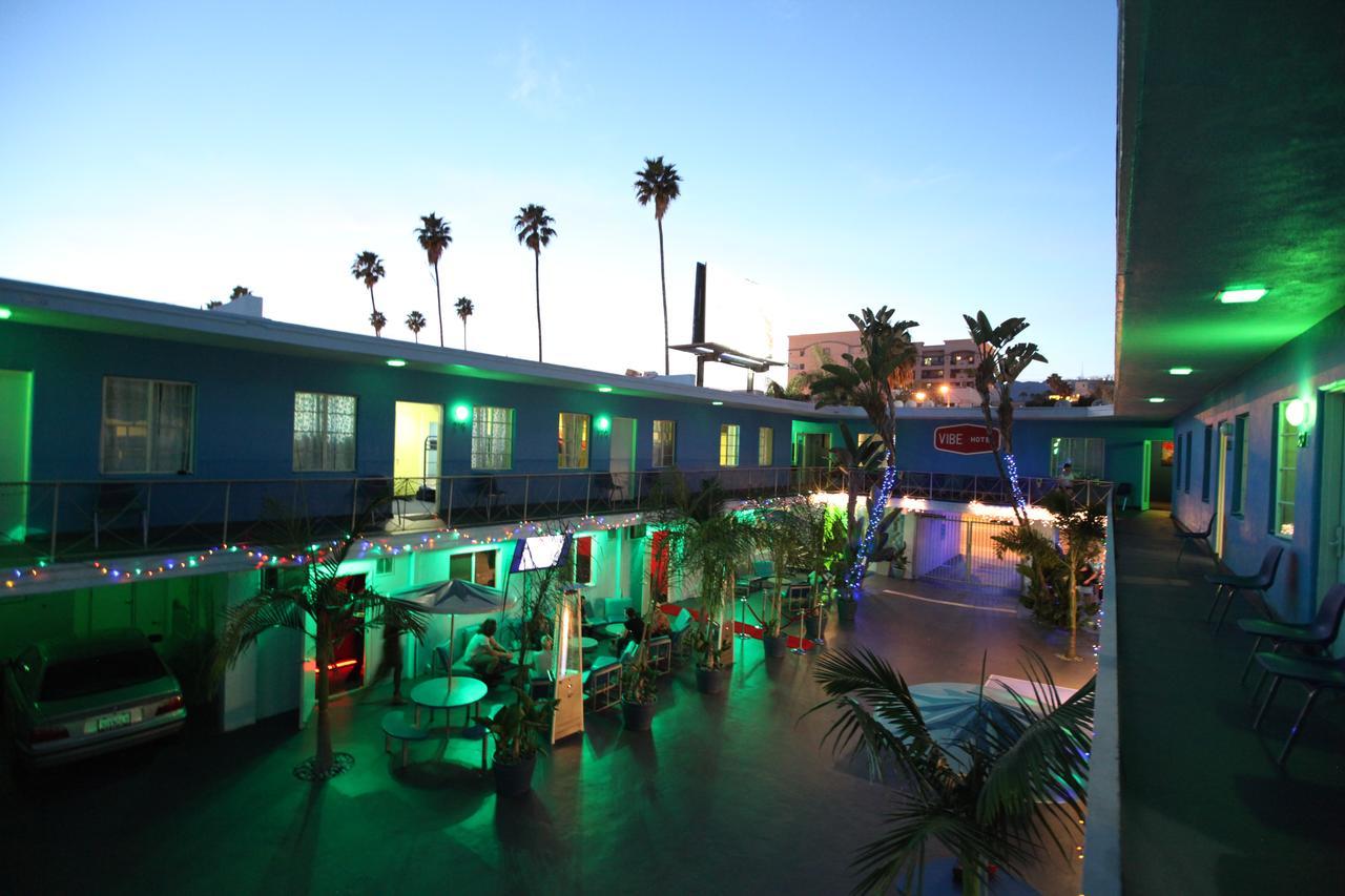 Banana Bungalow Hollywood Hotel & Hostel ロサンゼルス エクステリア 写真